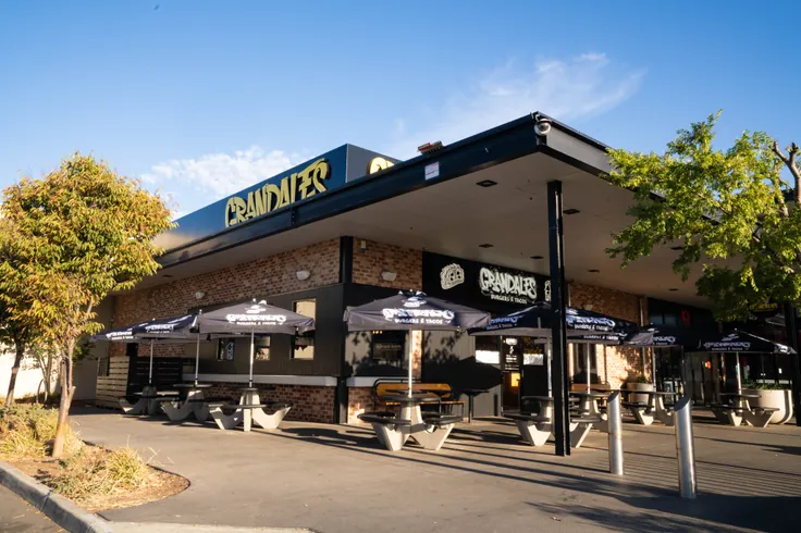 Grandalfs storefront